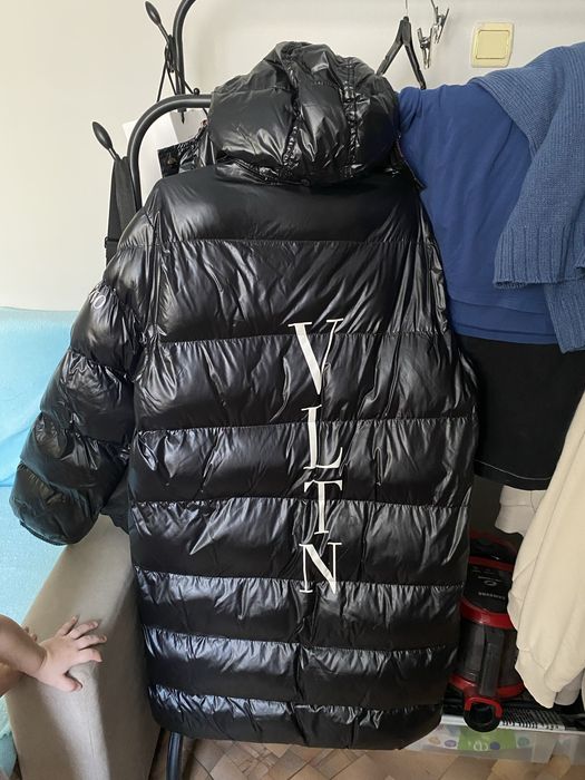 Пуховик зимний, теплый.