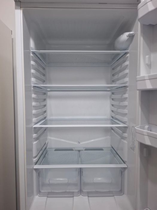 Хододильник Indesit