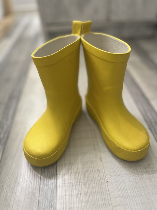 Гумени жълти ботуши