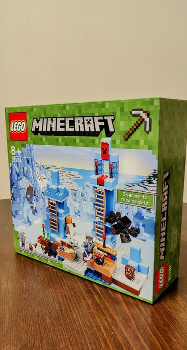 LEGO Minecraft 21131 The Ice Spikes