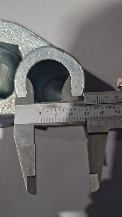 Tirant central tractor case maxxum magnum catg 3 cu articulatie  preț