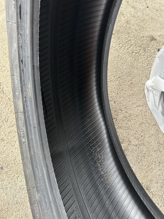 Продам комплект летних шин 225/55 R19
