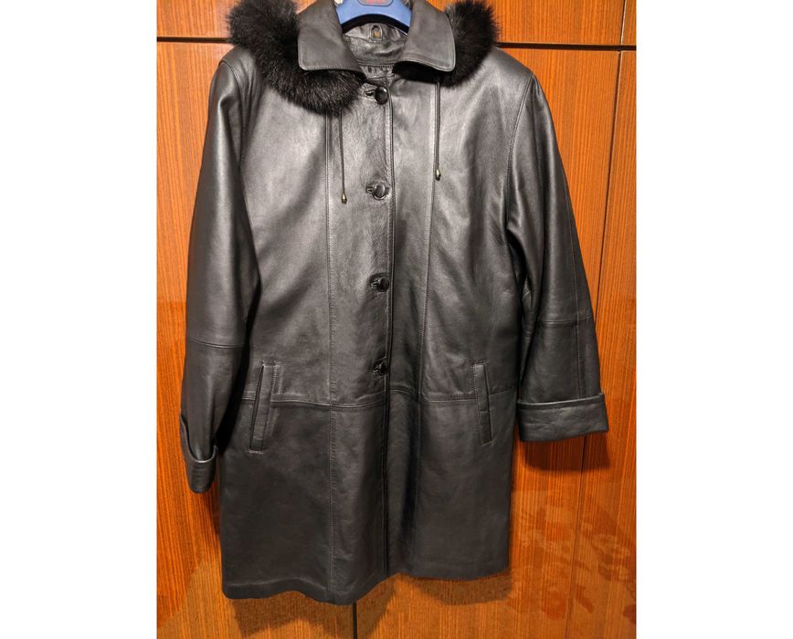 Дамско кожено яке палто с качулка Естествена кожа