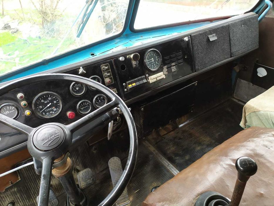 Тягач Маз 509А    год 1988