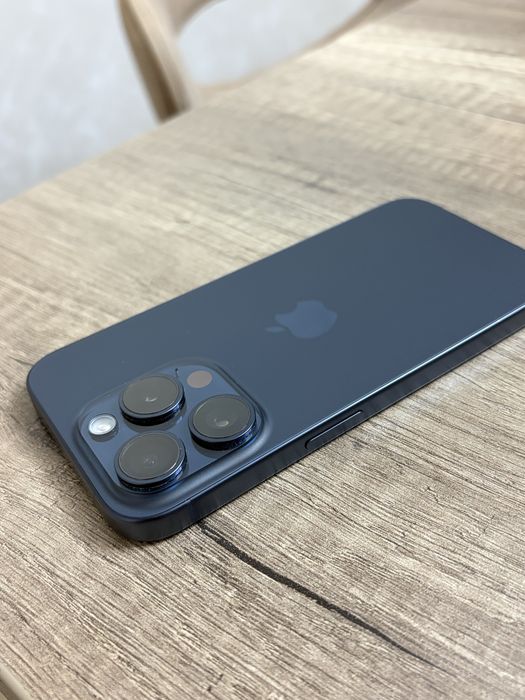 Iphone 15 pro 256GB blue titanium