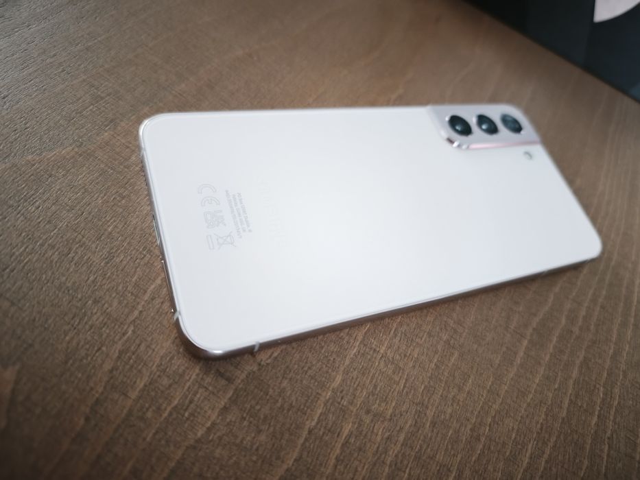 Samsung Galaxy S22+ 5G – 256 GB, 8 GB RAM