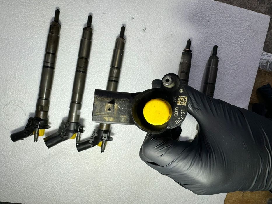 Injectoare audi.cod059130277AR,059130277BE