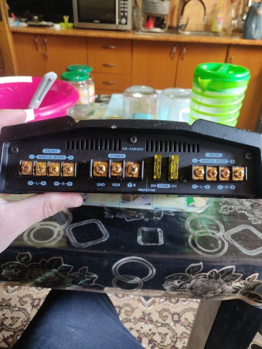 Amplificator/Stație Auto JVC KS-AX6300