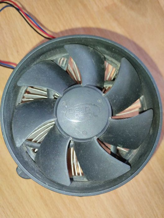 Продам кулер deepcool