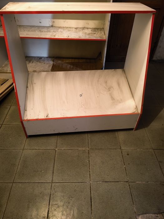 Продам полки для магазина