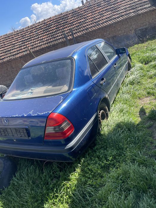 Mercedes C 180 На ЧАСТИ 122к.с.