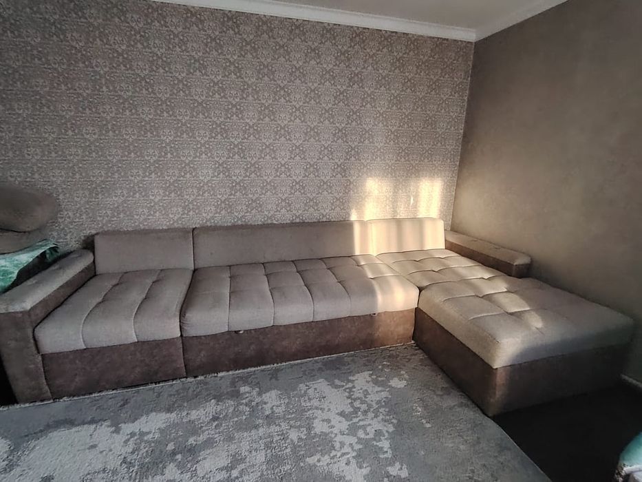 Продам Диван 100 000