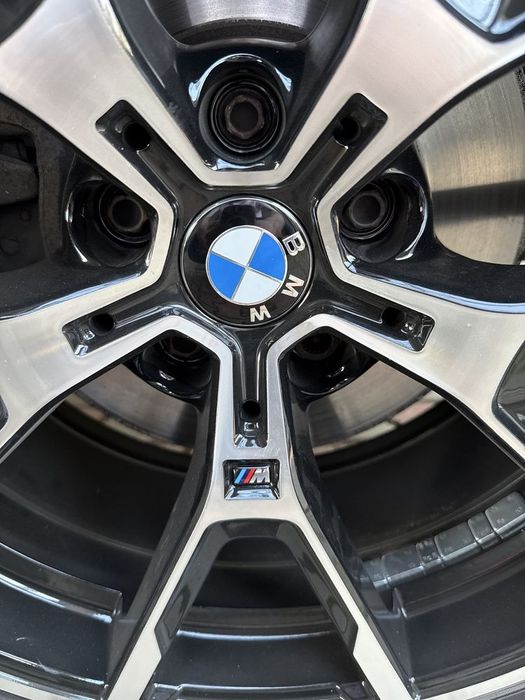 М лепенки за джанти БМВ / М лепенки за БМВ джанти и волан /стикери BMW