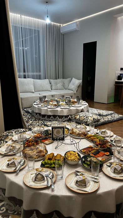 Аренда посуды, столов, стульев и детских товаров (коляски, автокресло)