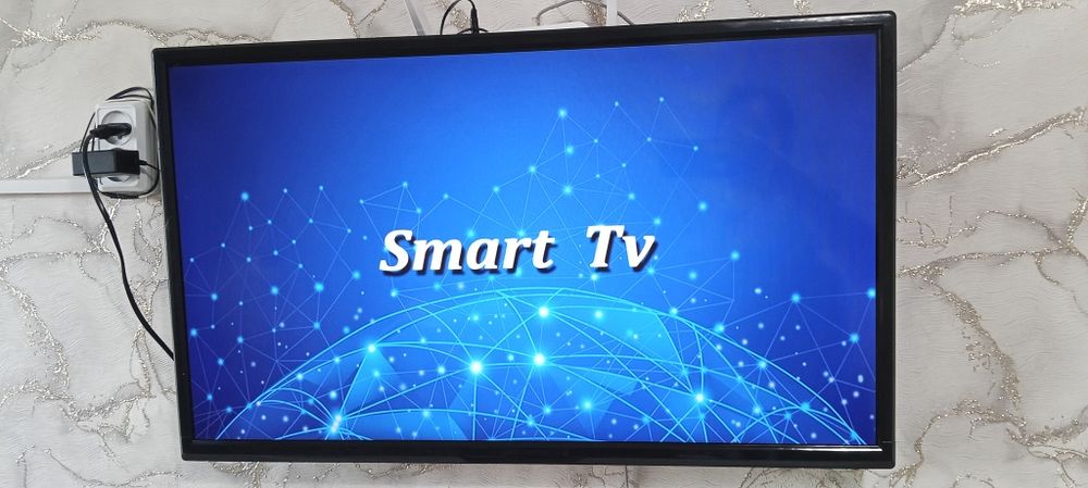 Смарт телевизор новый 4мкр