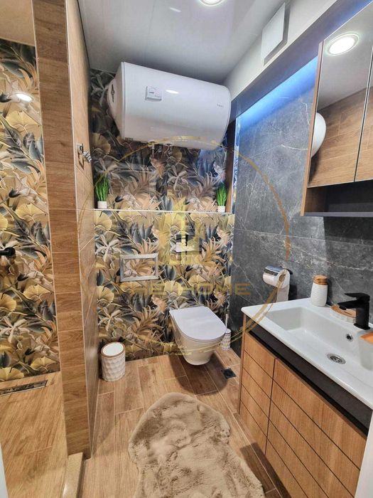 Дава се под наем Двустаен апартамент в Варна, Център - 65 кв.м за 600 € - Снимка #5