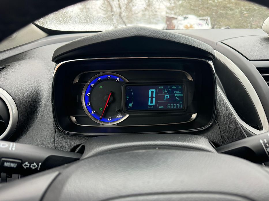 Продам Chevrolet Tracker полный привод