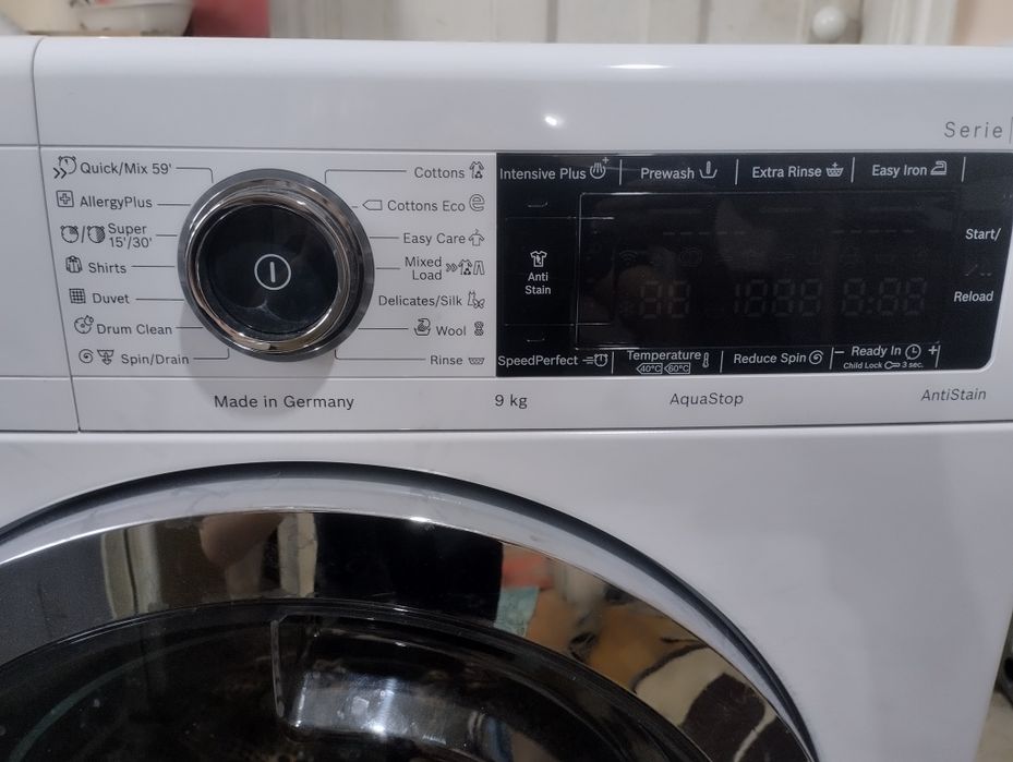 Продам стиральную машинку