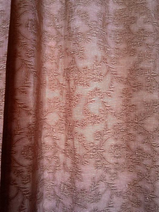 Продам шторы разные и тюль