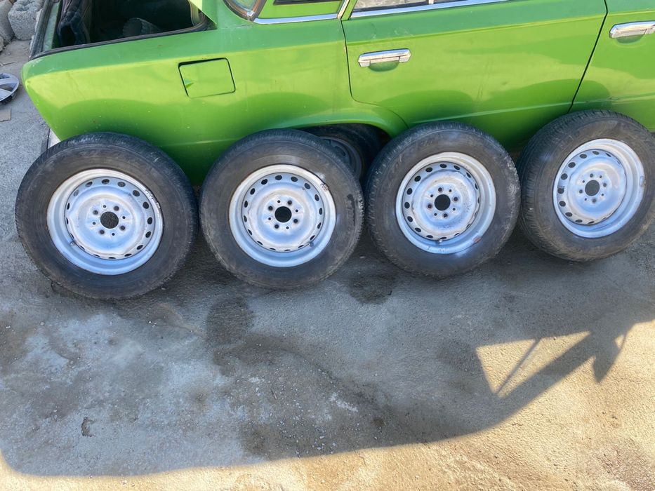 Шины летниев хорошем состоянии