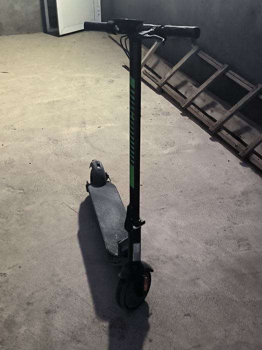 Acer Electric scooter Es series 3 sotiladi