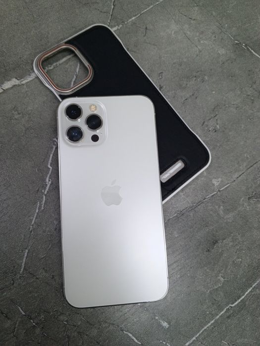 iPhone 12 pro max yomoks 80% narxi 380%