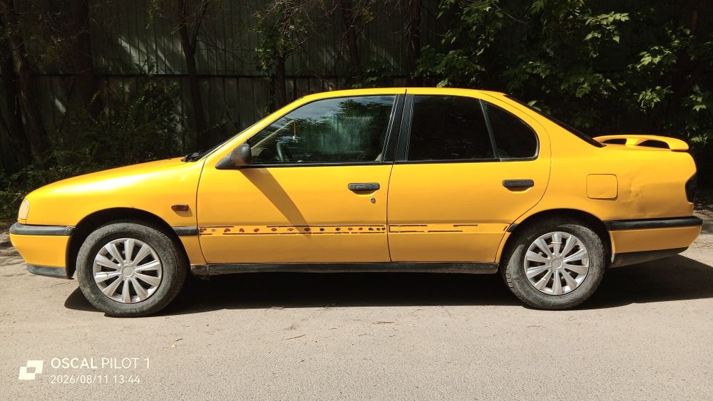 Nissan Primera P10