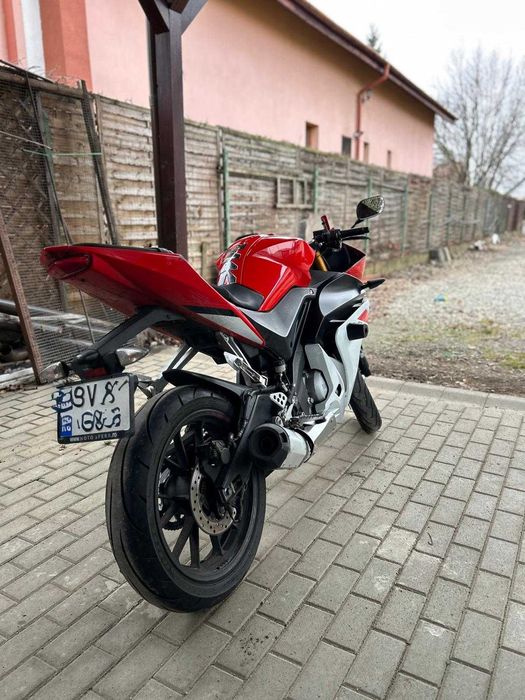 Yamaha YZF R125 (2015) ABS