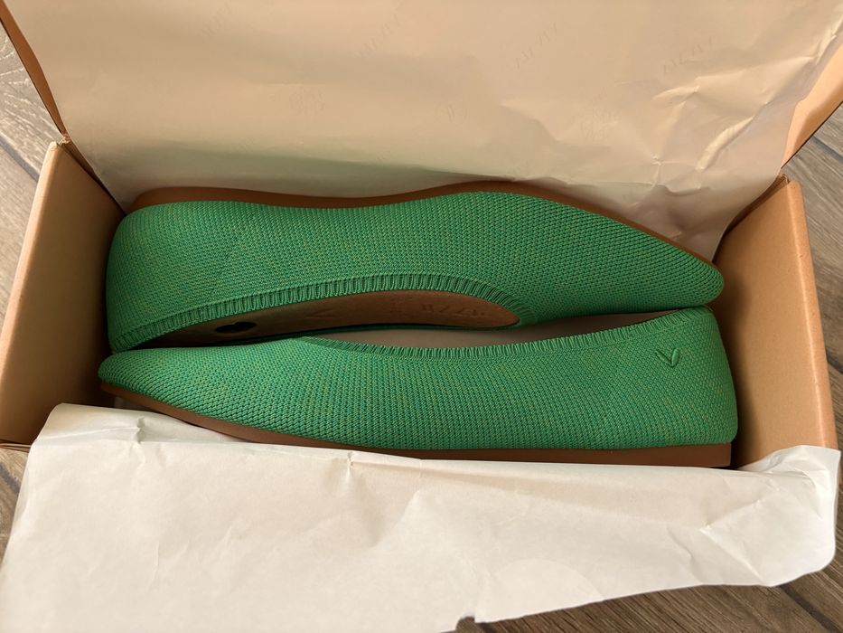 Vivaia balerini verzi, noi