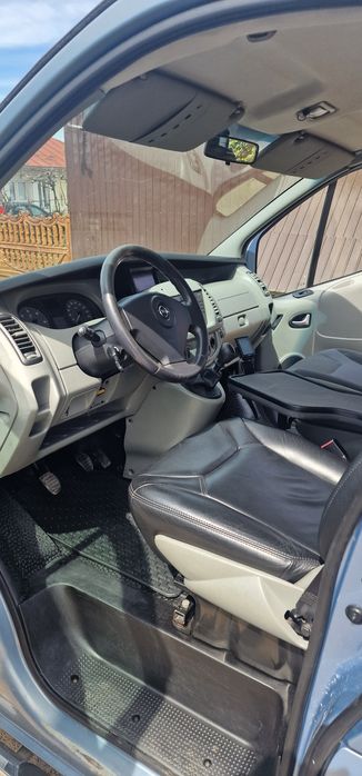 Opel vivaro mixt long