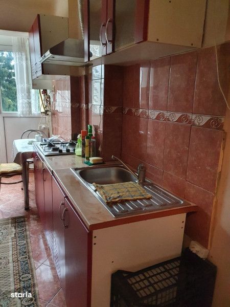 Apartament 4 camere, decomandat, etaj intermediar, BIG, Manastur