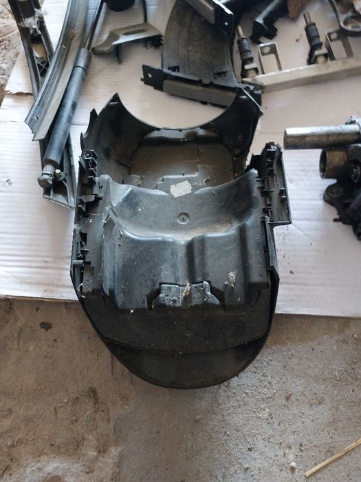 Капак под волан Bmw e90 e91 e92 325i 218кс n52 н52