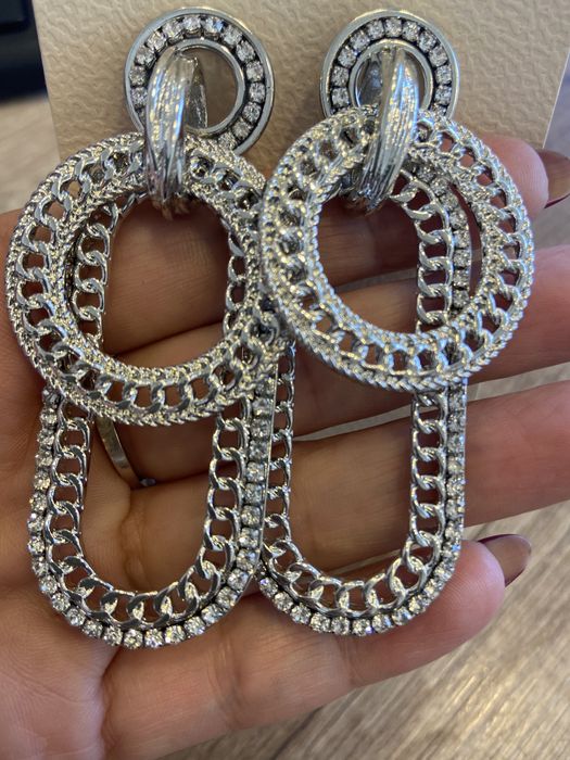 Дамски обици