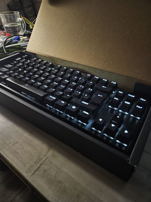 Клавиатура Logitech G413 TKL SE