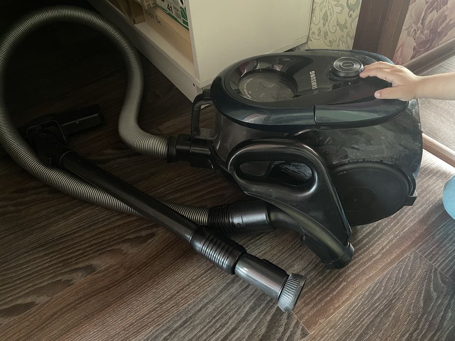 продам пылесос на запчасти