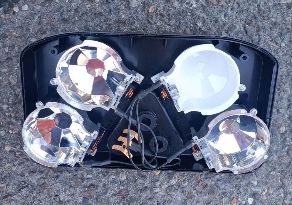 Lampă triplă stop la remorca, bluza baby