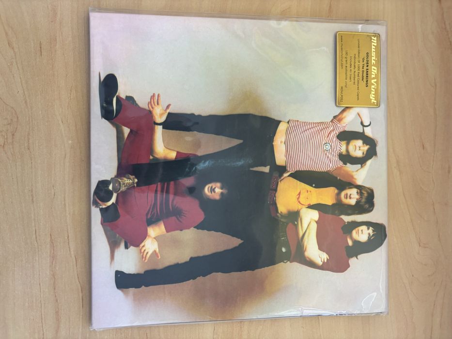 Music On Vinyl golden earrings