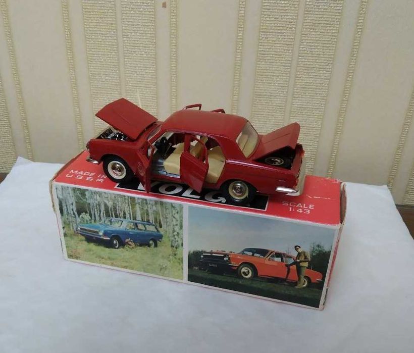 Модель "Волга" Газ-24 ( А14 ) СССР" (1:43).