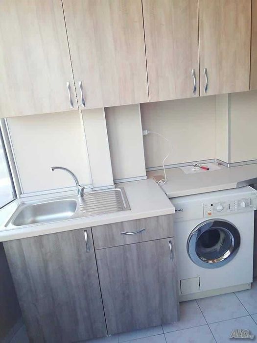 Тристаен апартамент под наем в кв. Редута - снимка 3