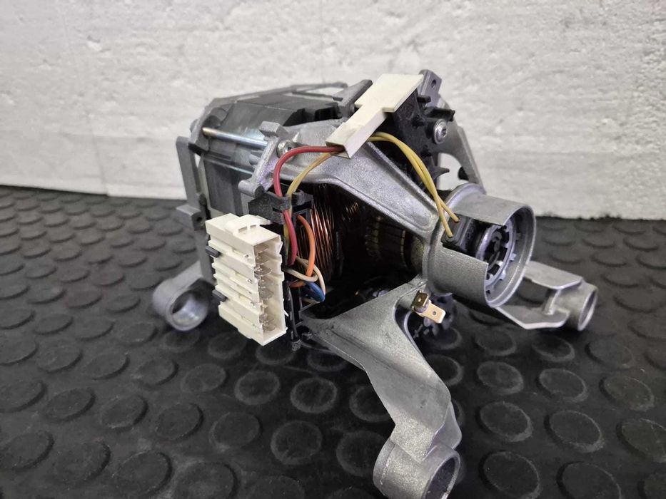 Motor masina de spalat 7 pini Selni 32016735, compatibil Vestel / R2