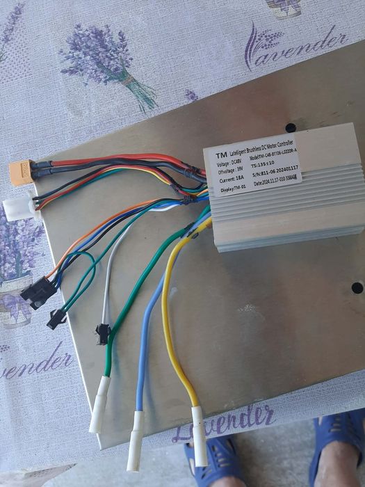 Vând controller stare funcțională