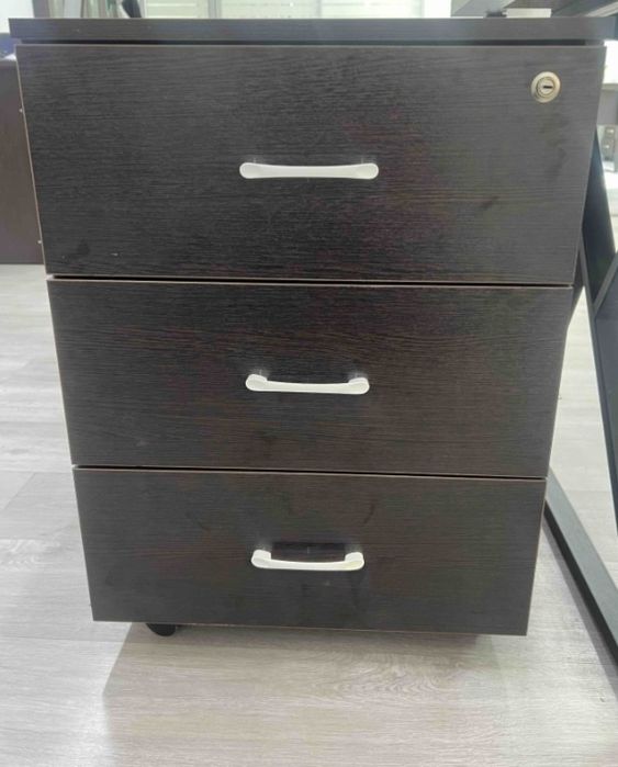 Тумбочки большая