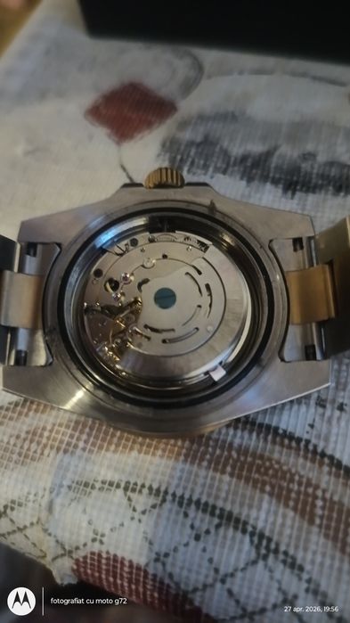 Vând ceas automatic la un preț bun 950 de lei negociabil