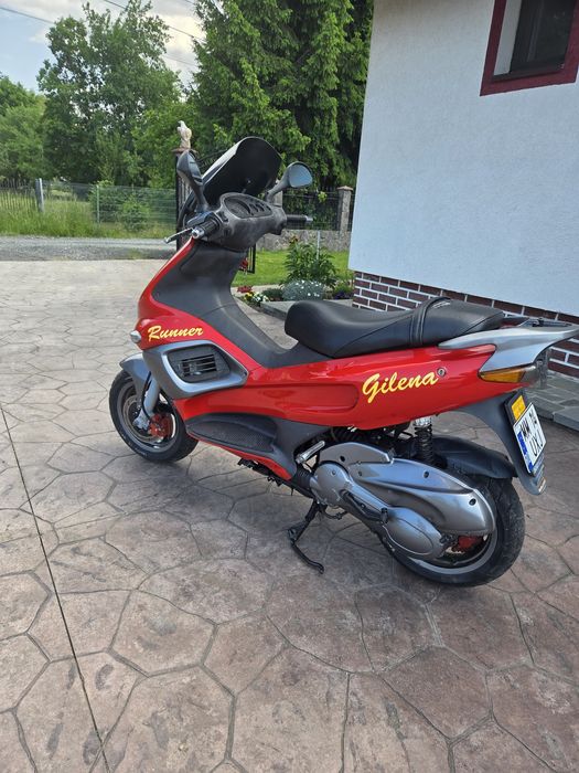 Vand Gillera runner