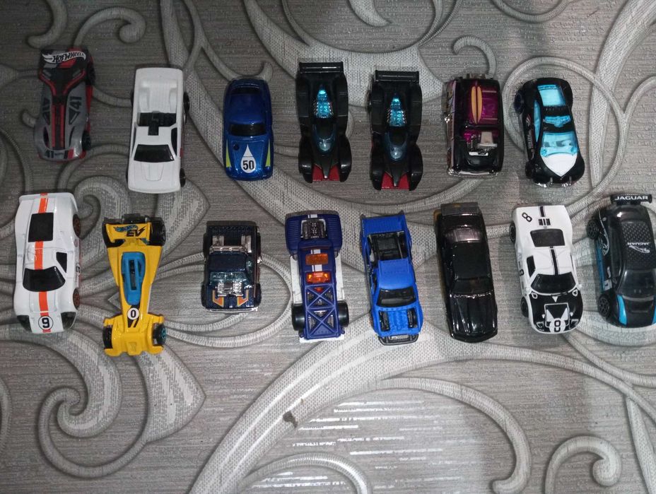 Hot wheels колички Хот вийлс