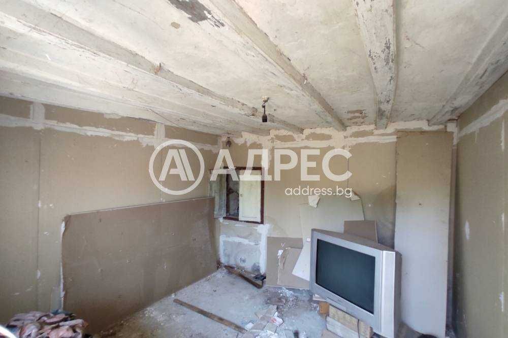 Продава се Къща в Разград, Център - 40 кв.м за 829 €/кв.м - Снимка #5