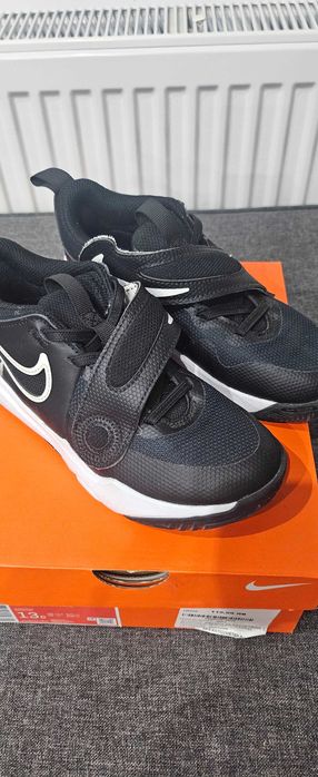 Баскетболни маратонки Nike, унисекс!
