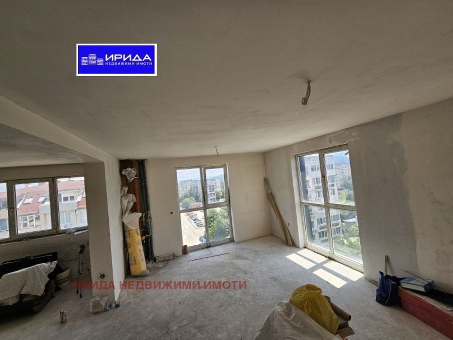 Продава се Многостаен апартамент в София, Младост 4 - 174 кв.м за 2012 €/кв.м - Снимка #2