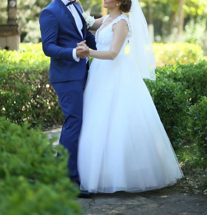 Vand rochie mireasa Agatha