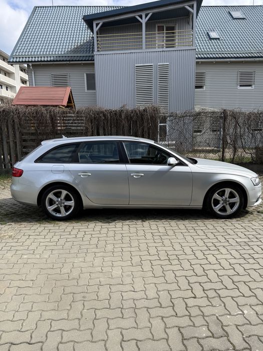Audi A4 Avant QUATTRO 2014
